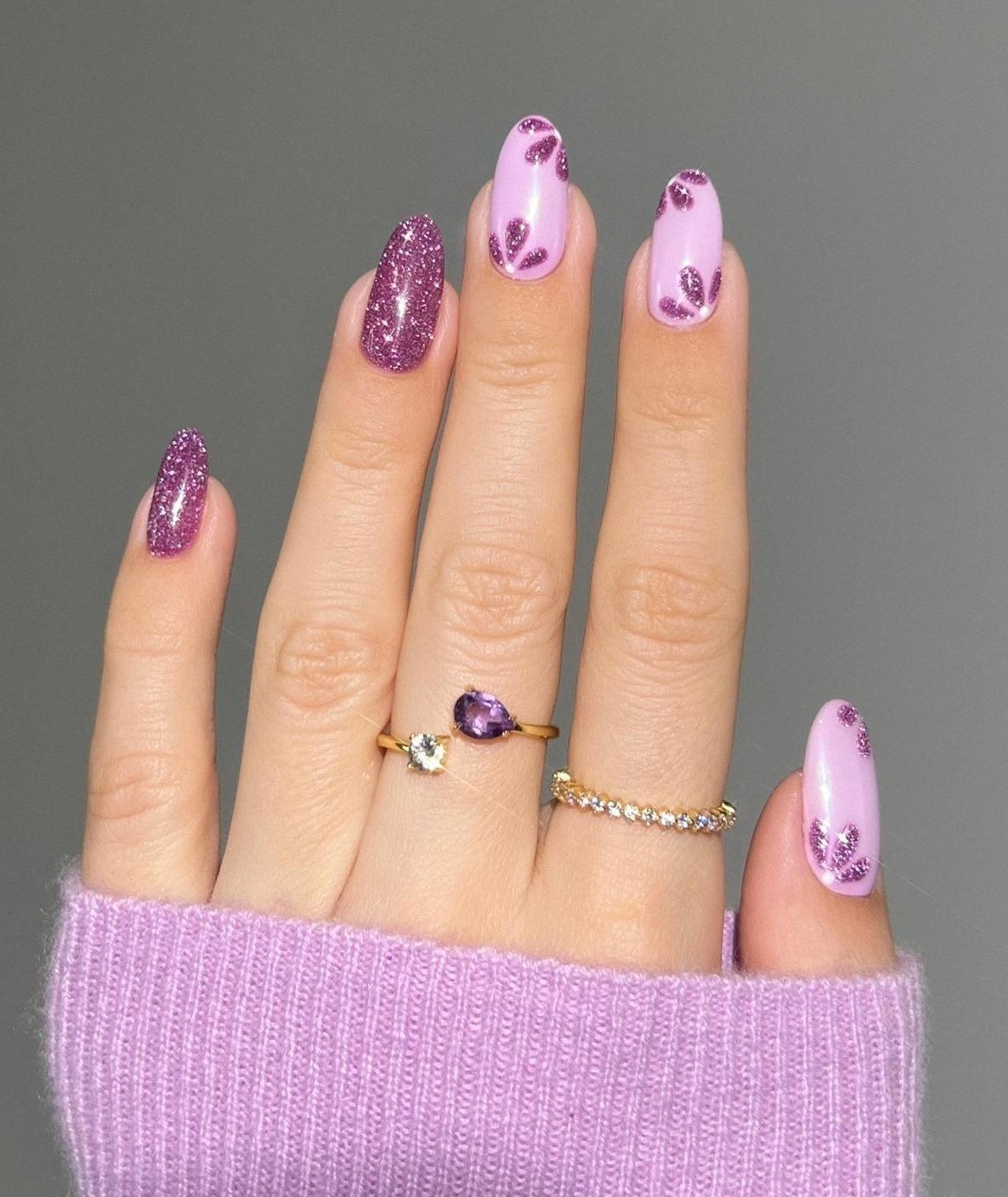 Lavender Glitter Leaf Nails